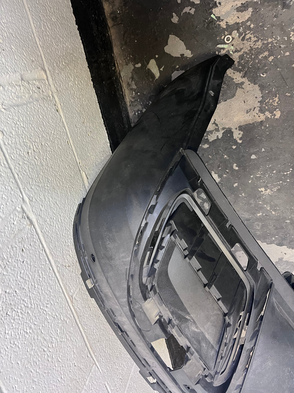 18-20 Atlas Rear Lower Spoiler